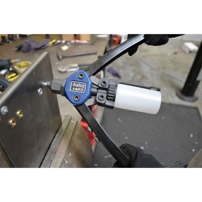 Astro Pneumatic 1423 Heavy Duty Hand Riveter, 1/4 in