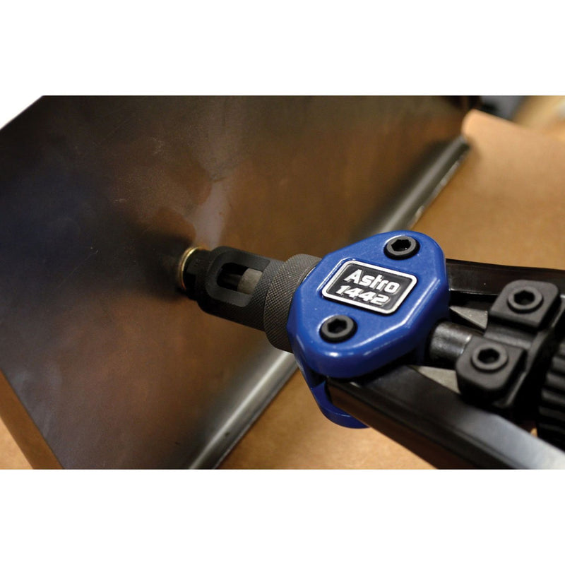 Astro Pneumatic Tool Company Astro Pneumatic 1442 Hand Riveter Kit — view 3